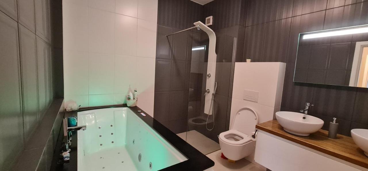 Tonitza Apartament Kolozsvár Kültér fotó