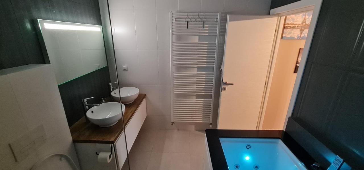 Tonitza Apartament Kolozsvár Kültér fotó